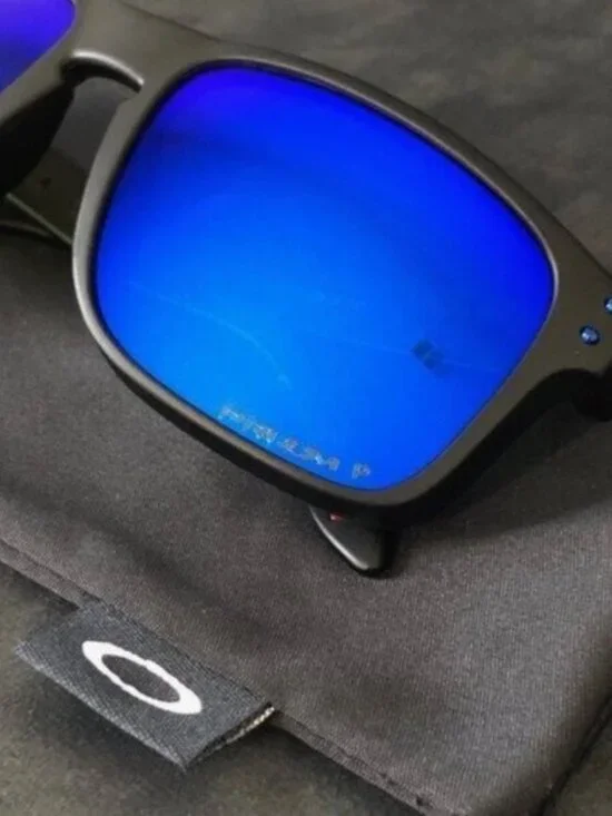 OO9102 Oakley Holbrook Prizm Polarized Sunglasses - Picture 5 of 7